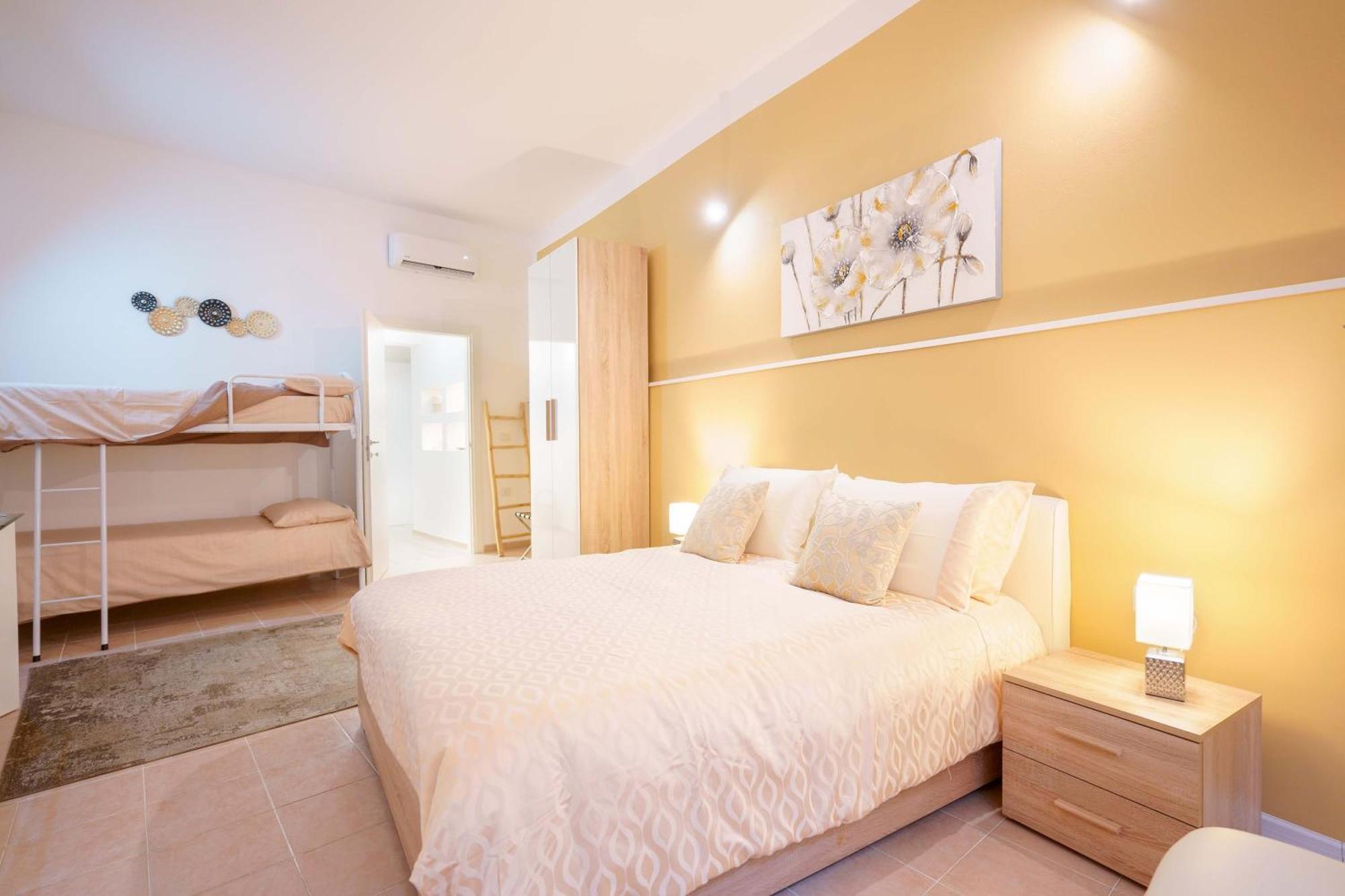 Montellino'S Suite Oro SantʼAntìoco Eksteriør bilde