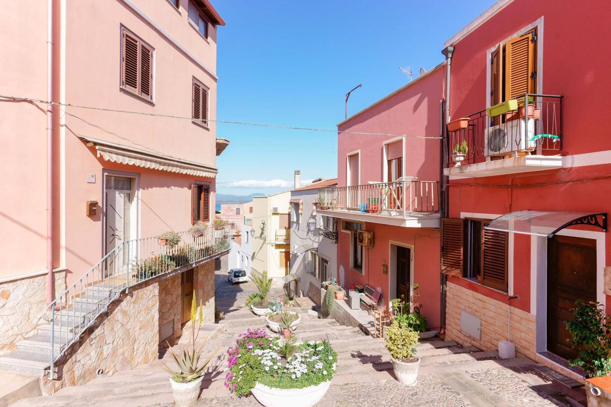 Montellino'S Suite Oro SantʼAntìoco Eksteriør bilde