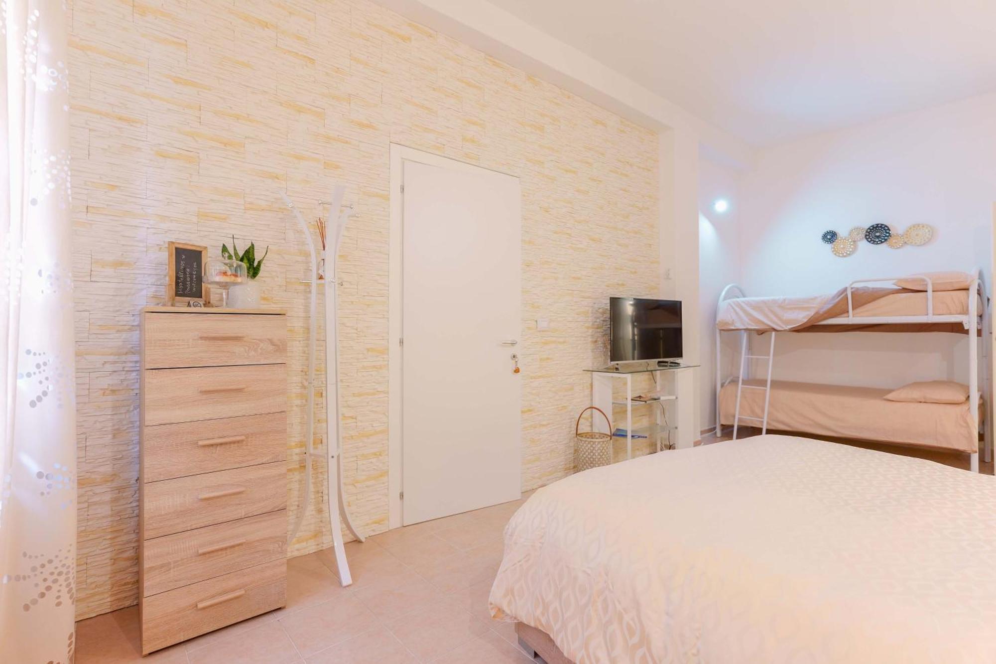 Montellino'S Suite Oro SantʼAntìoco Eksteriør bilde